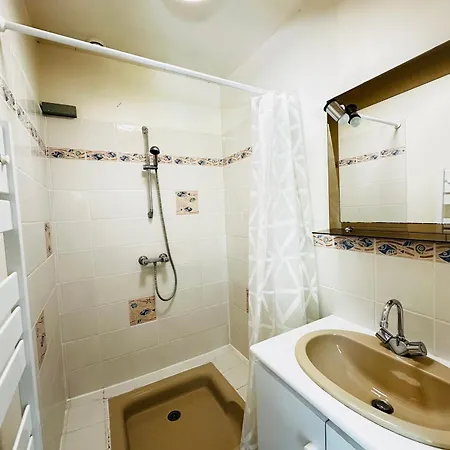 Nyaraló Maison A Pour 2-3 Pers Avec Grand Jardin - Fr-1-709-99 Fouras