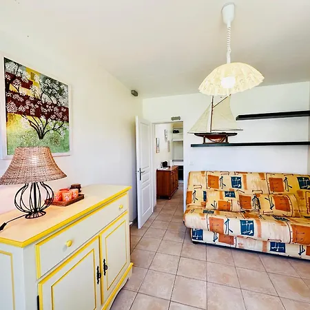 Maison A Pour 2-3 Pers Avec Grand Jardin - Fr-1-709-99 * Fouras