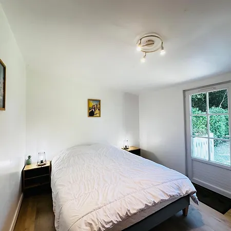 Maison A Pour 2-3 Pers Avec Grand Jardin - Fr-1-709-99 *