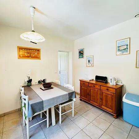 Dom wakacyjny Maison A Pour 2-3 Pers Avec Grand Jardin - Fr-1-709-99 Fouras